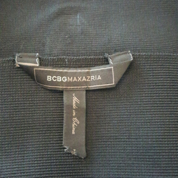 BCBG MAXAZRIA SAMONE  POWER SKIRT...💗 - Picture 2 of 5